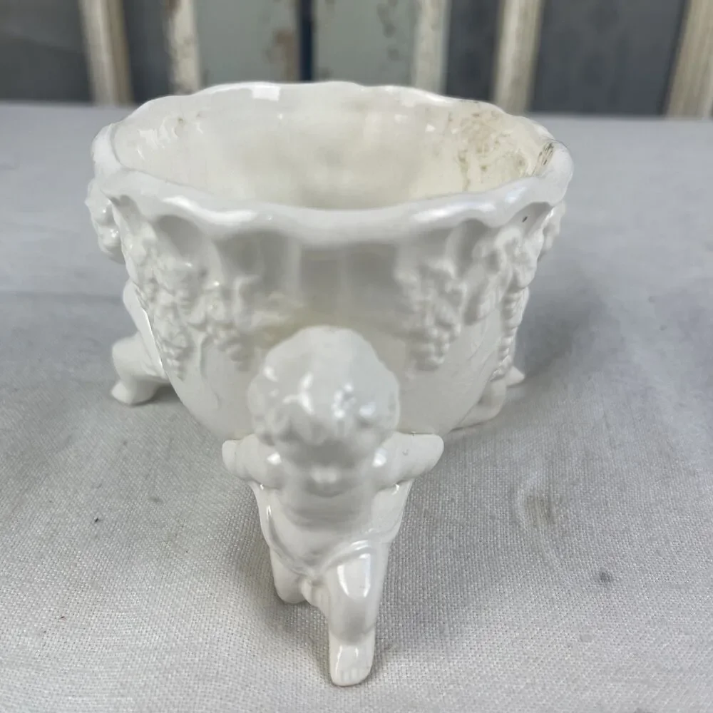 Vintage White Ceramic Planter w/ 3 Cherubs - Embossed Grapes Lefton Japan